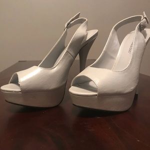 JustFab grey heels